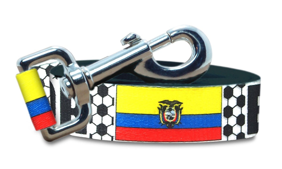 Ecuador Dog Leash for Soccer Fans | Black or Pink | 6 or 4 Foot