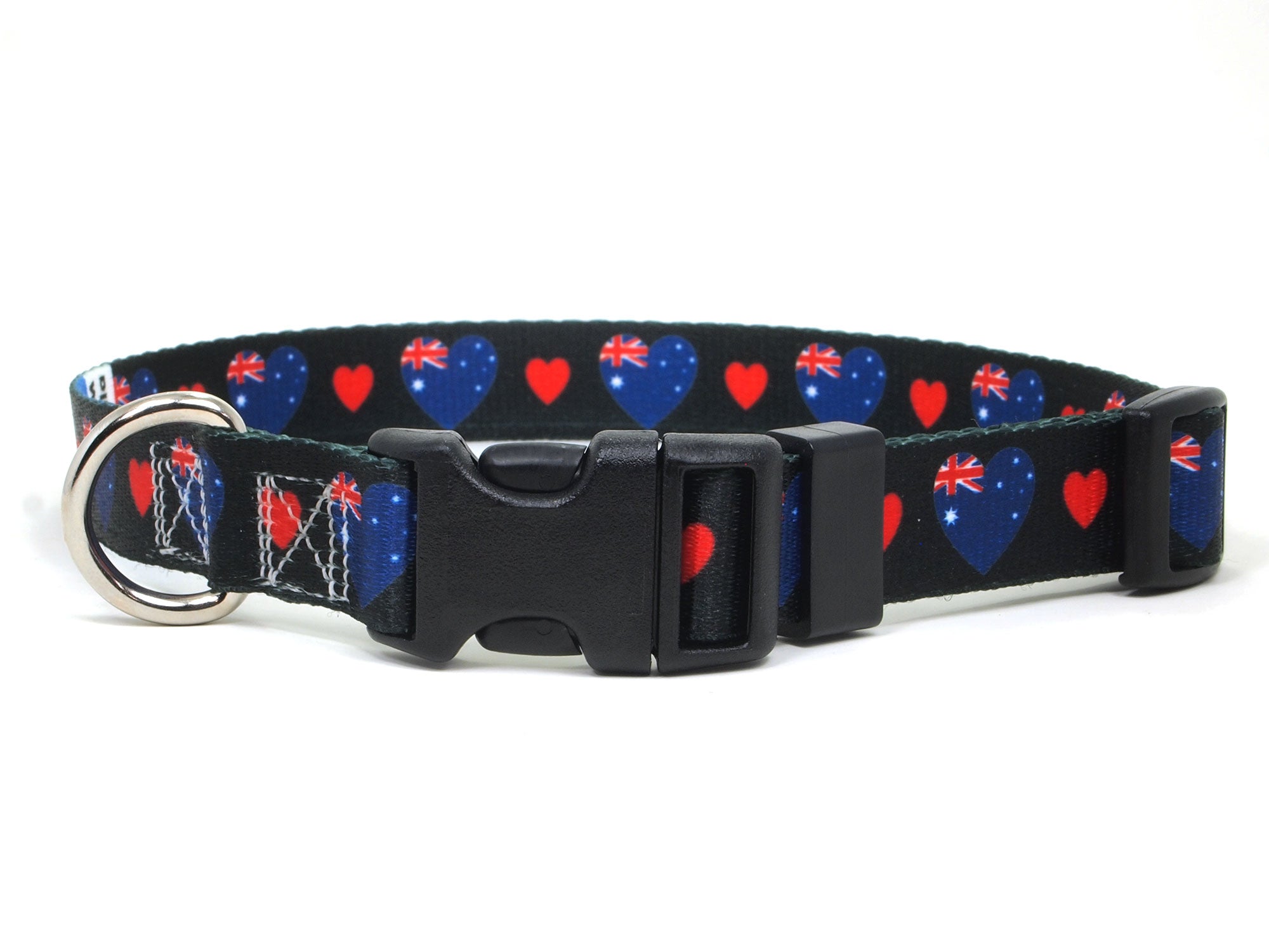 Dog Collar with Australia Hearts Pattern in black