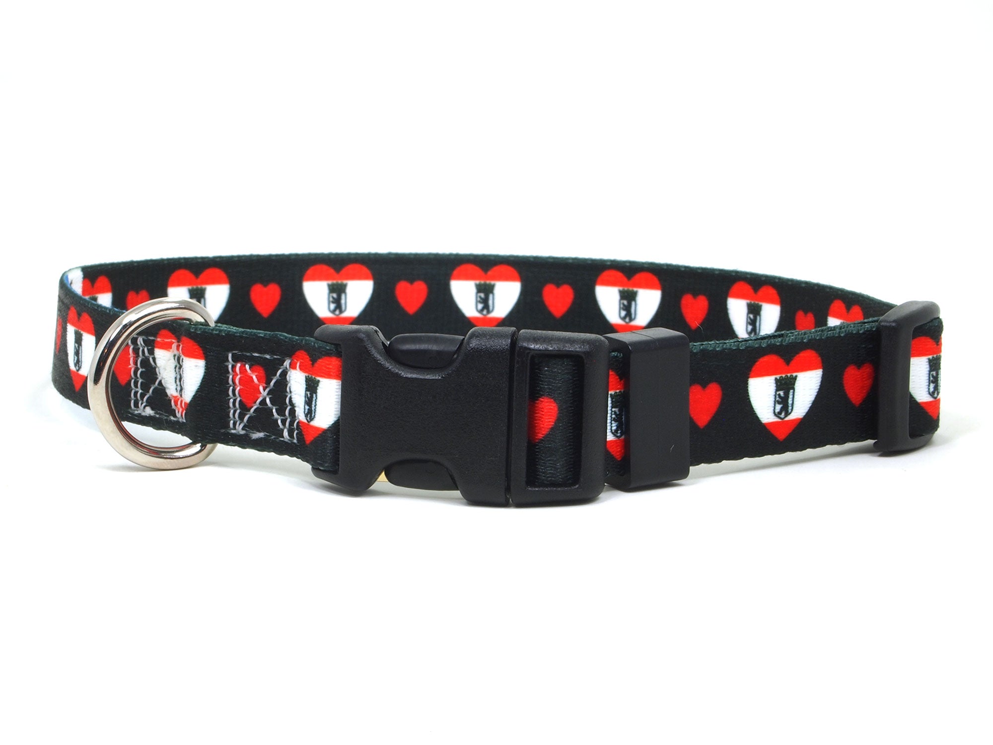 Dog Collar with Berlin Hearts Pattern in black