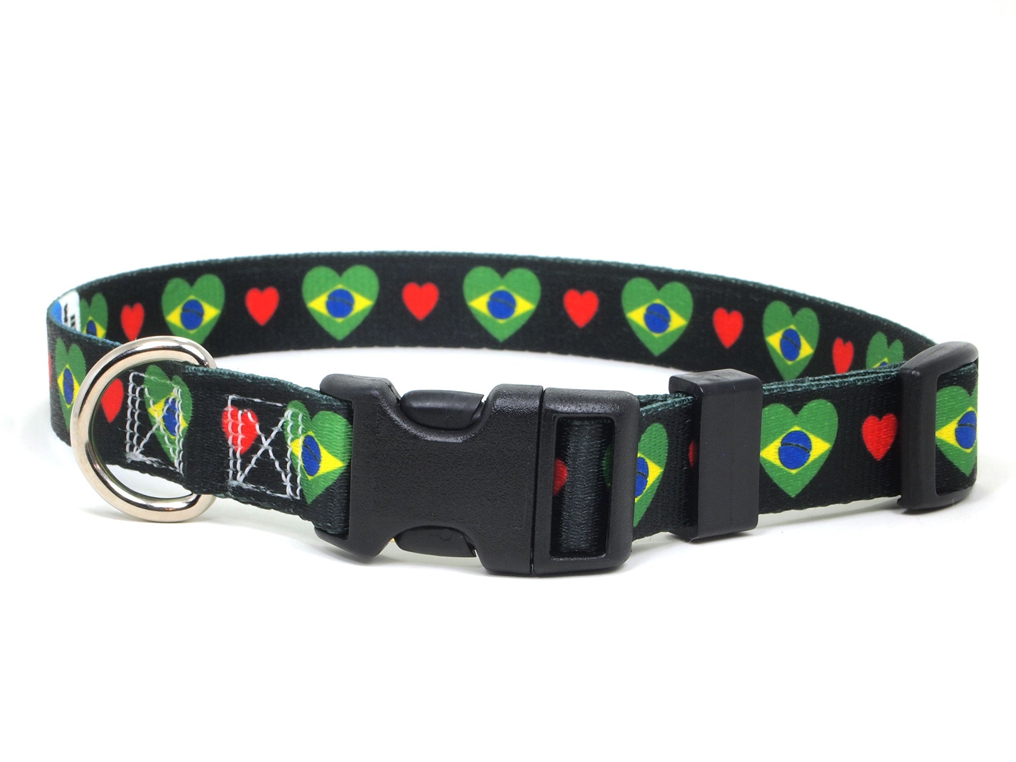 Dog Collar with Brazil Hearts Pattern in black