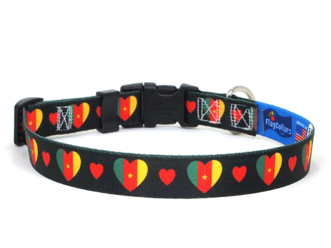 Dog Collar with Cameroon Hearts Pattern in black