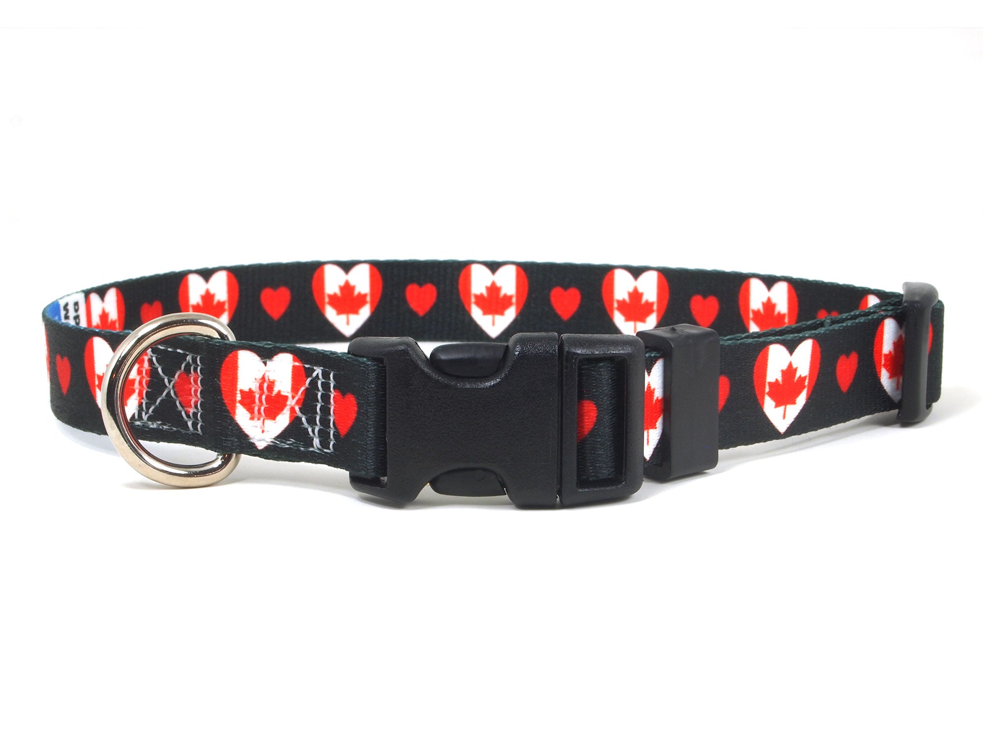 Canada Dog Collar with Hearts | I Love Canada