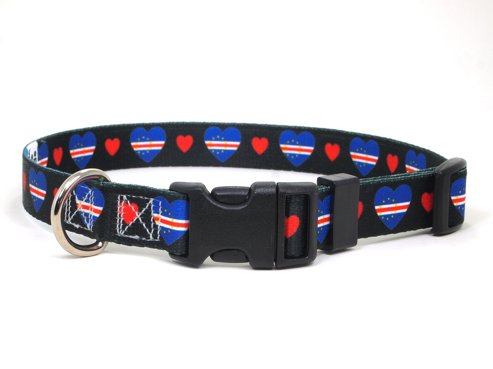 Dog Collar with Cape Verde Hearts Pattern in black