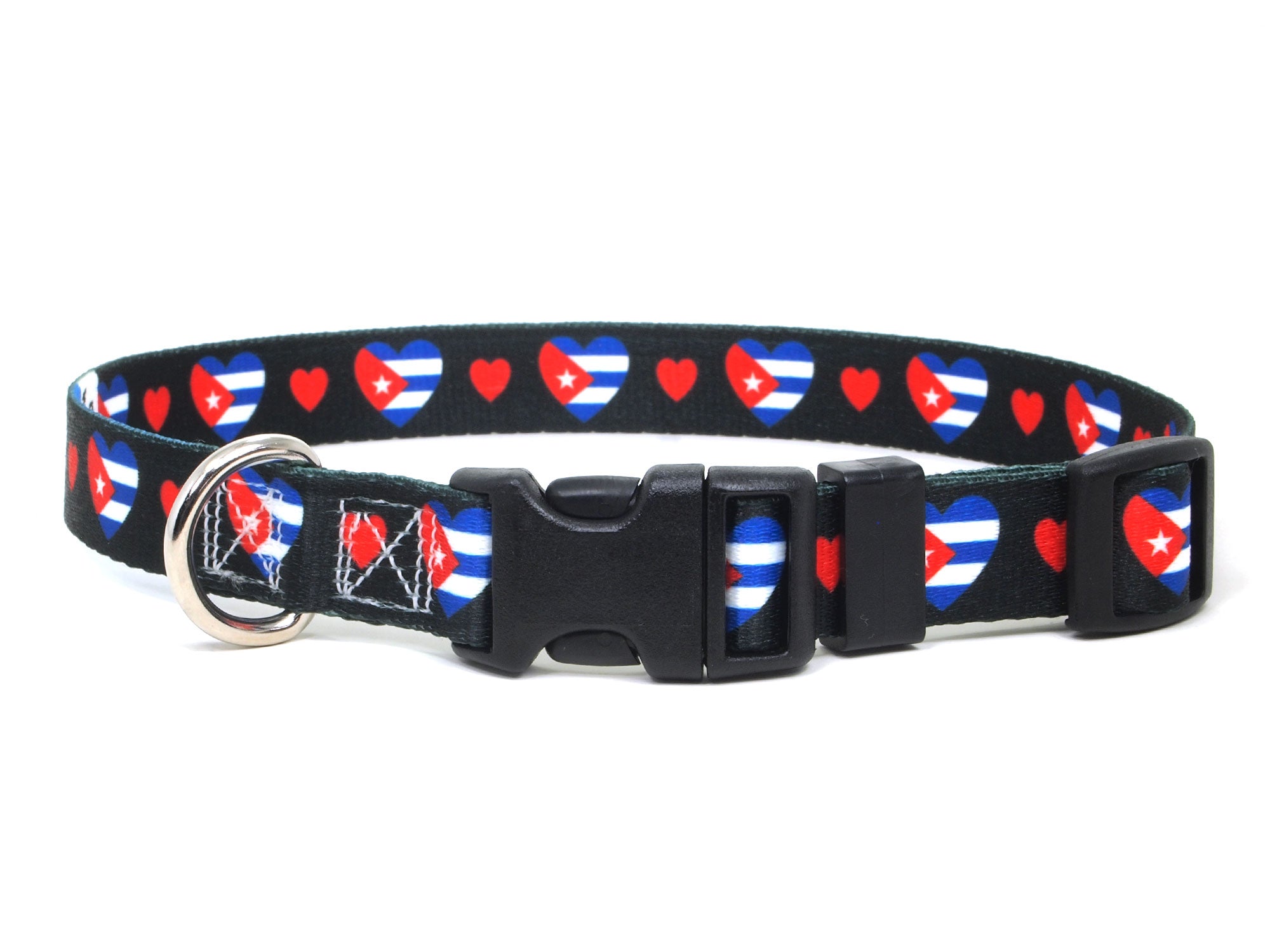 Dog Collar with Cuba Hearts Pattern in black