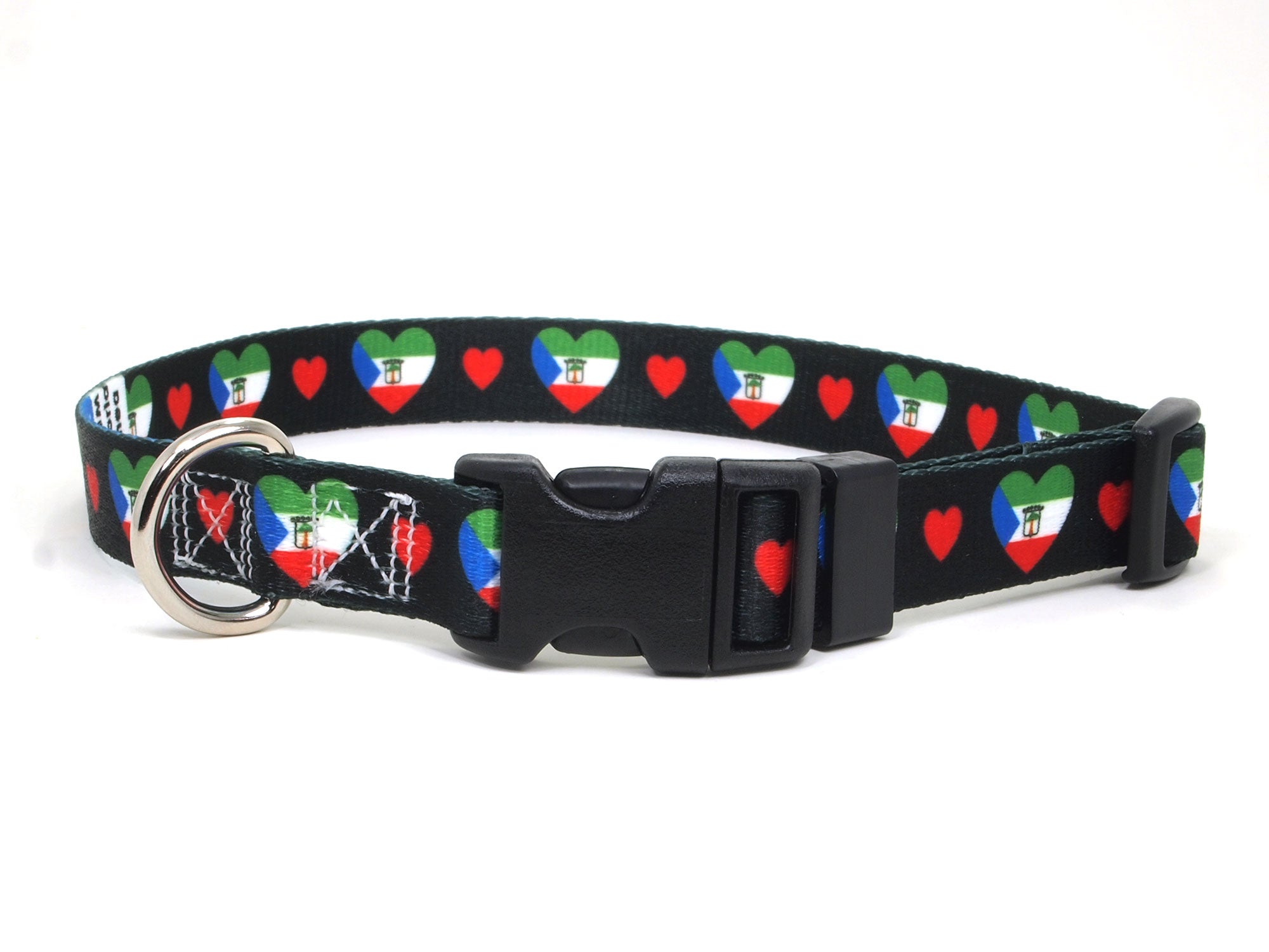 Dog Collar with Equatorial Guinea Hearts Pattern in black