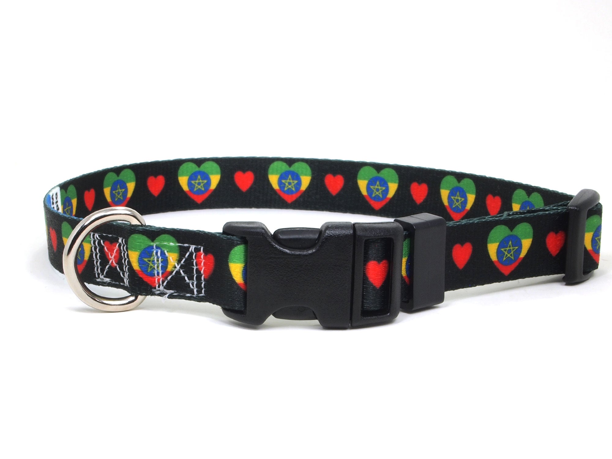 Dog Collar with Ethiopia Hearts Pattern in black