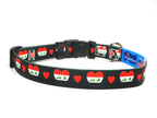 Dog Collar with Iraq Hearts Pattern in Black