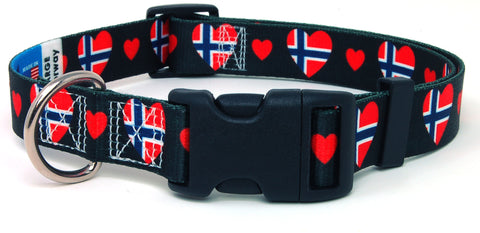 Black Dog Collar with Norway Hearts Pattern